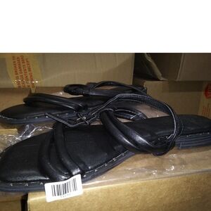 CUSHIONAIRE Women's Virgo Studded Flat Sandal